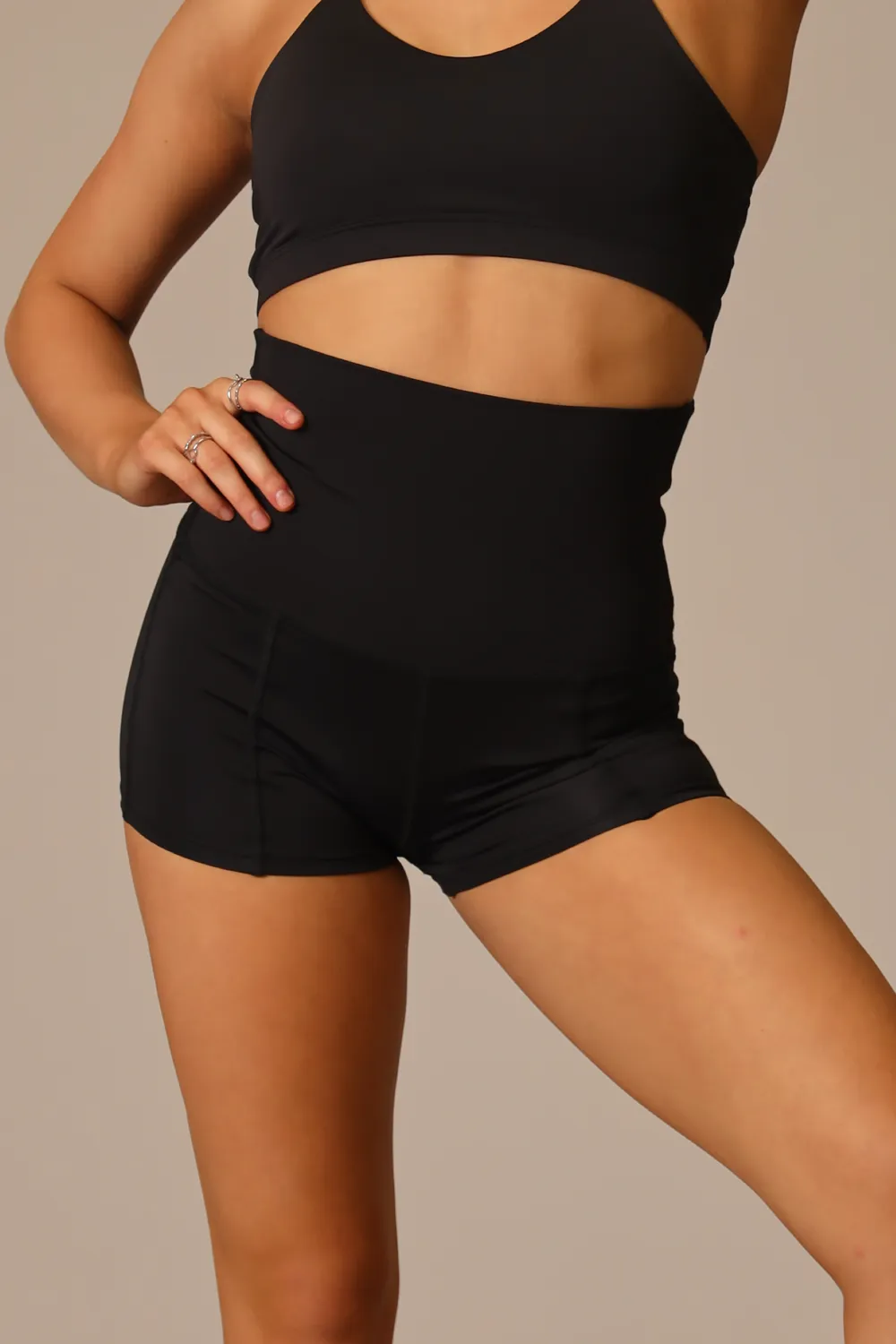 13 Hippie Shorts - Black