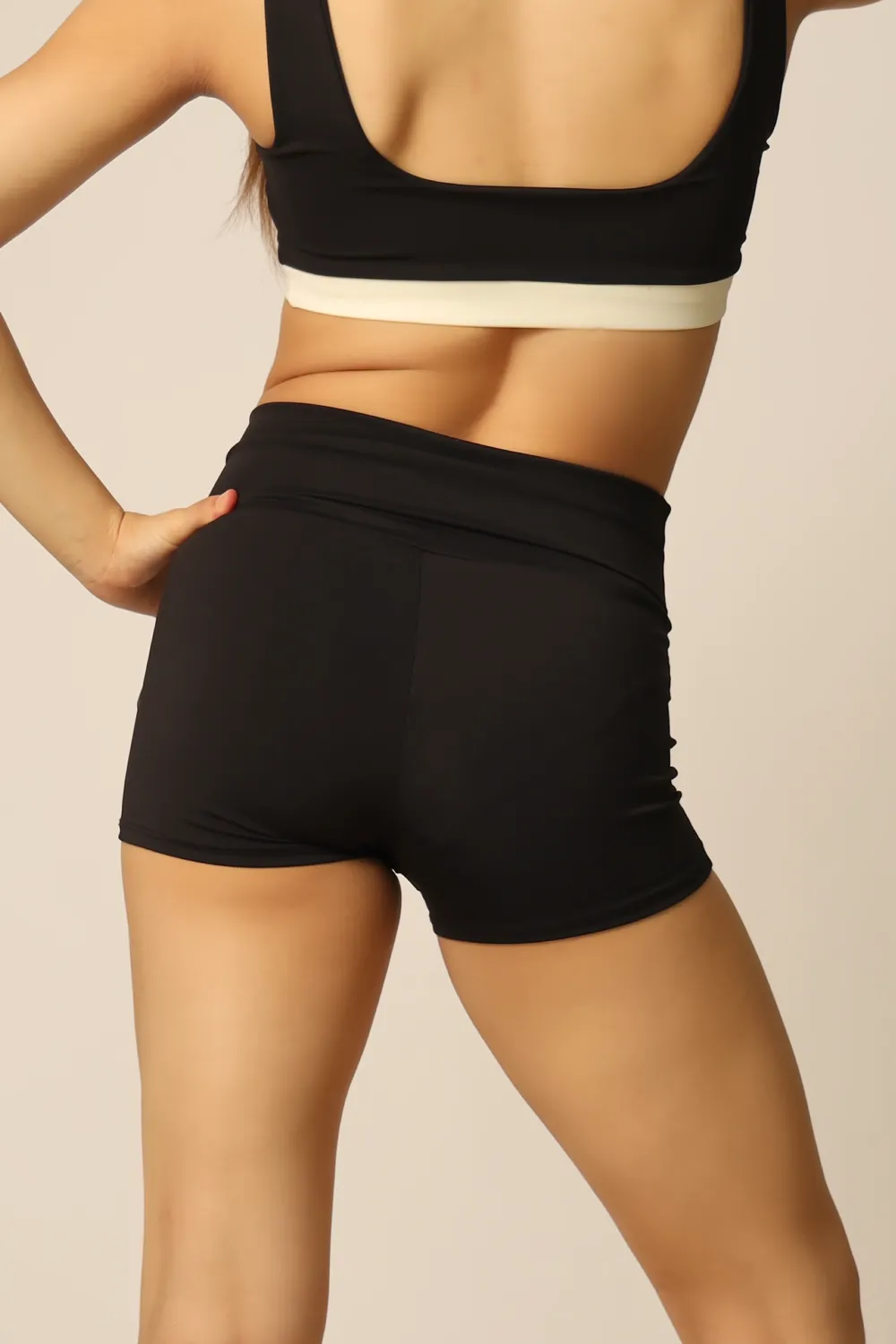 13 Hippie Shorts - Black