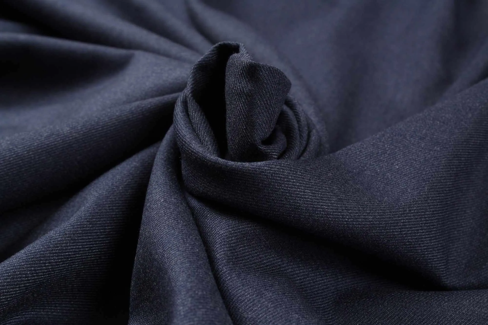 7 Mts Roll - Bamboo Twill for Trousers - Stretch (Dark Denim) - OFFER: 12,10€/Mt