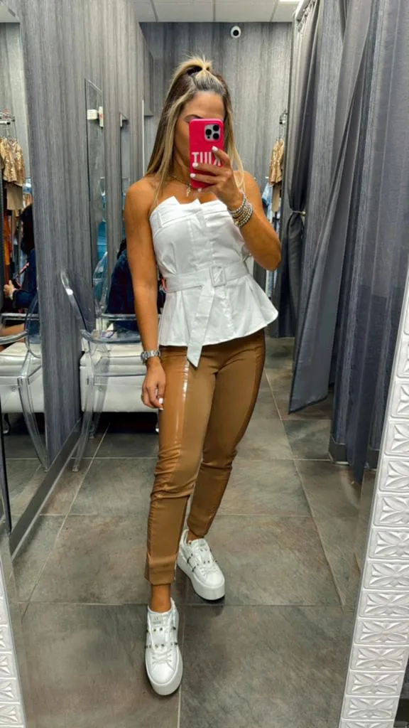 B124 Corset top with belt