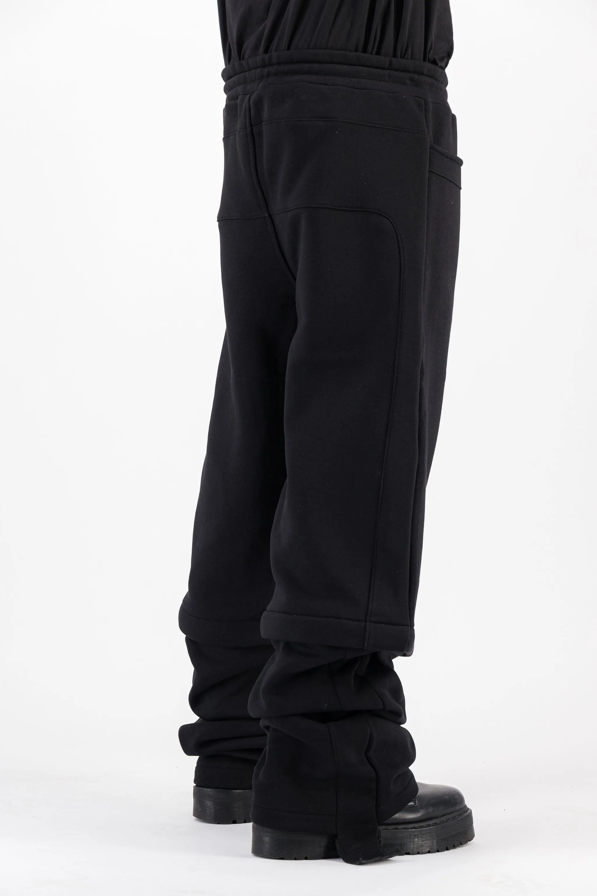 BLACK CONVERTIBLE JOGGER PANTS