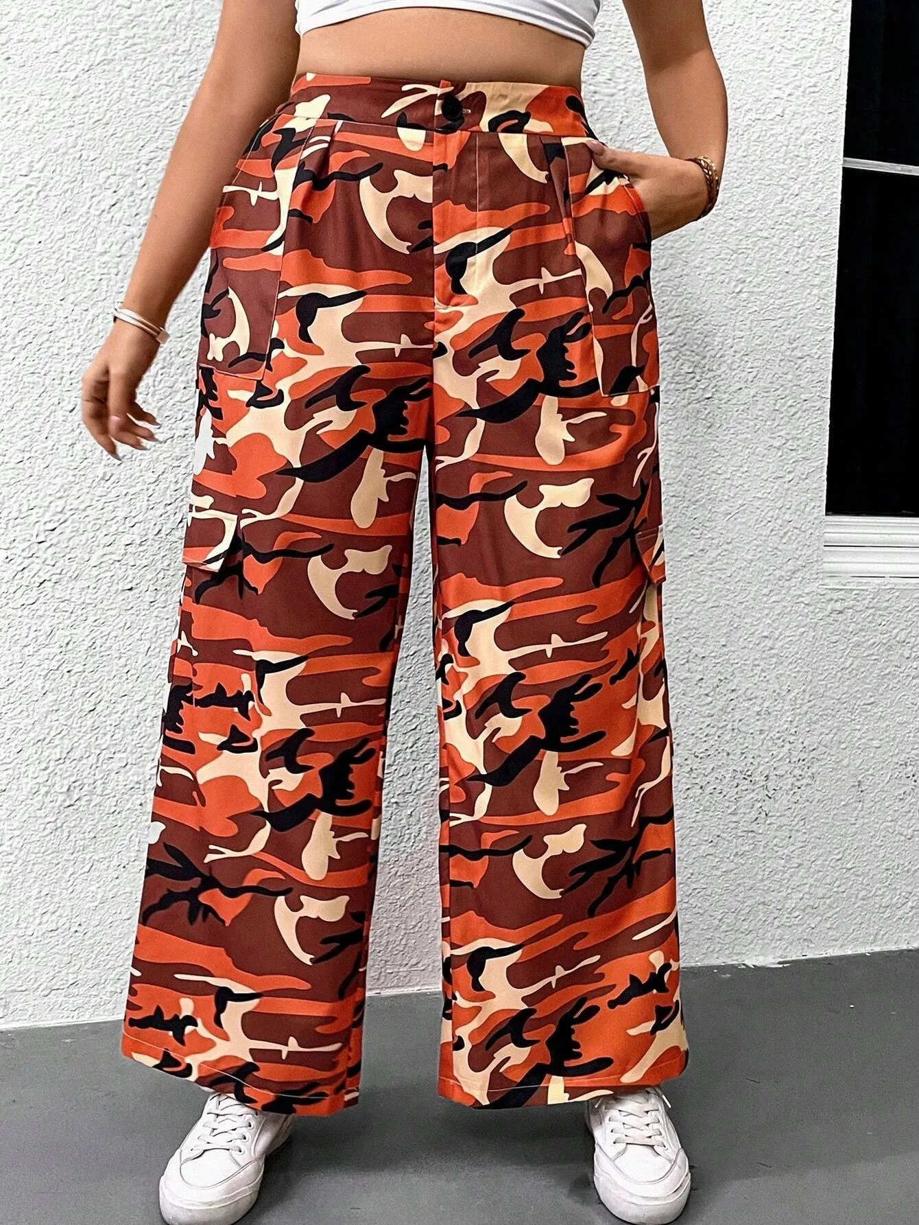 Camo Print Cargo Pants With Pocket Detail