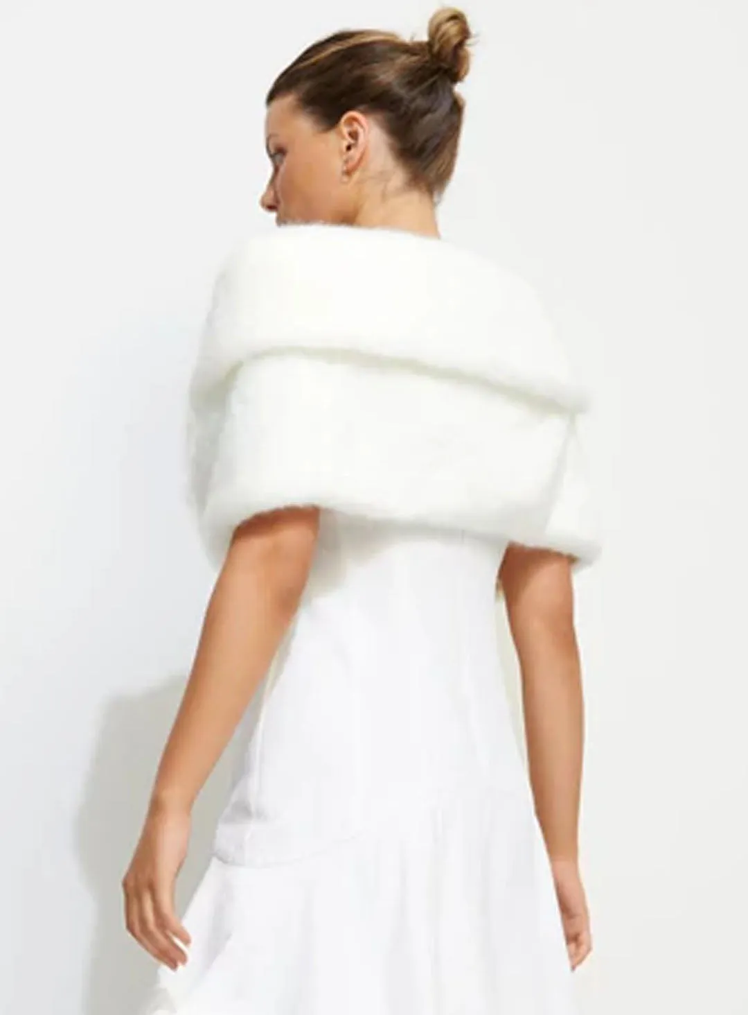 Champagne Wrap in Ivory