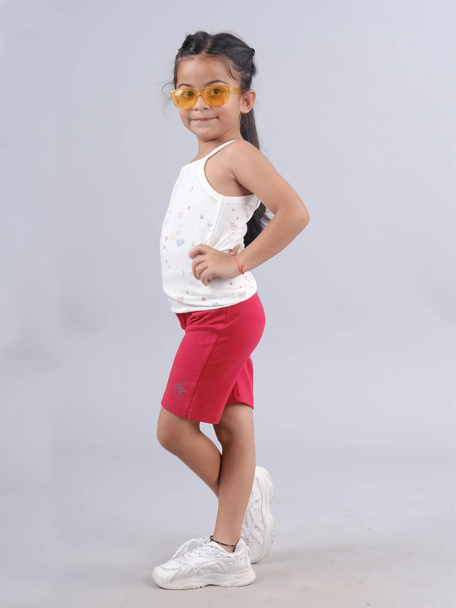 Girls Printed Tank top & Knee Length Cycling Shorts Set