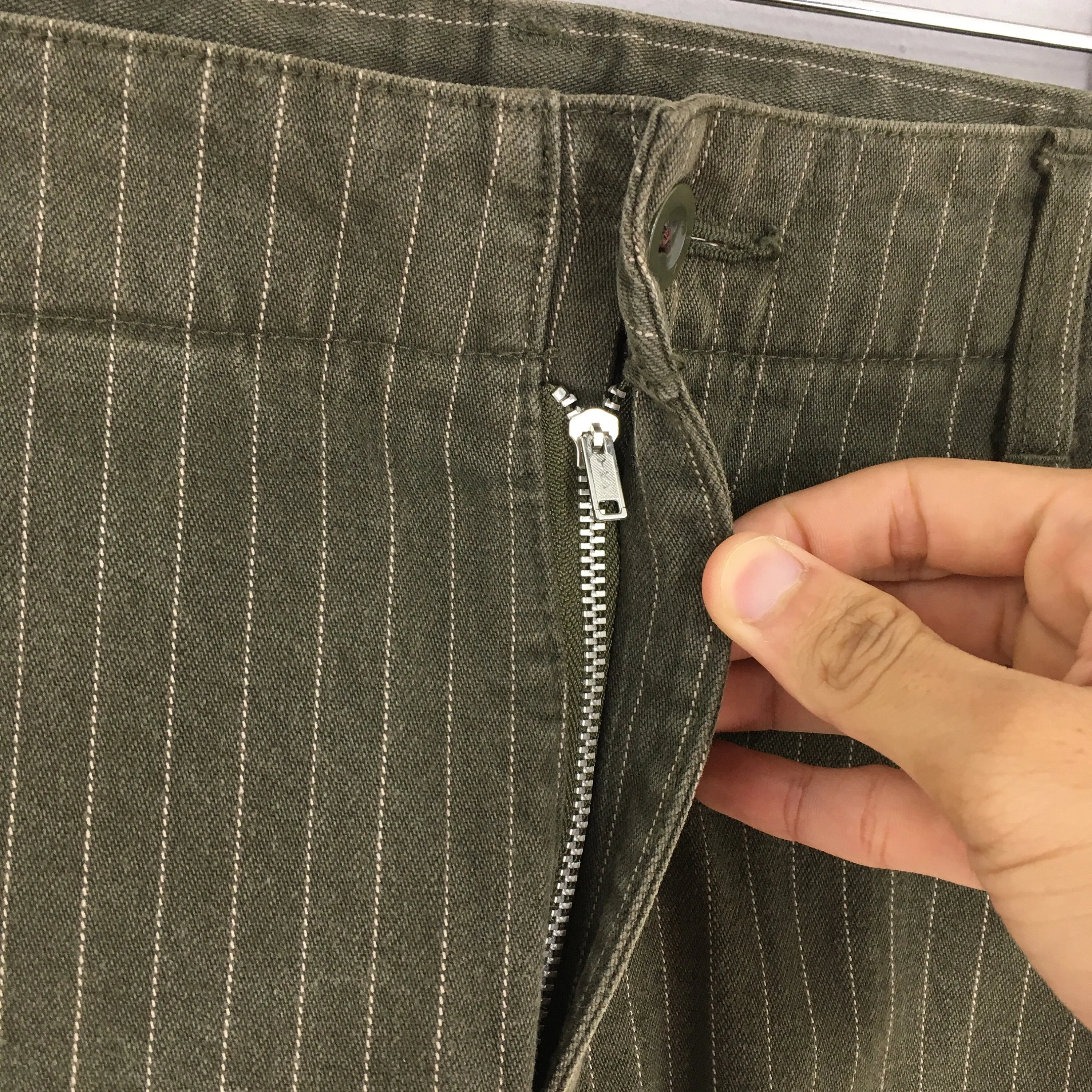 Japanese Tabloid News Brown Striped Cargo Pants Size 32x30