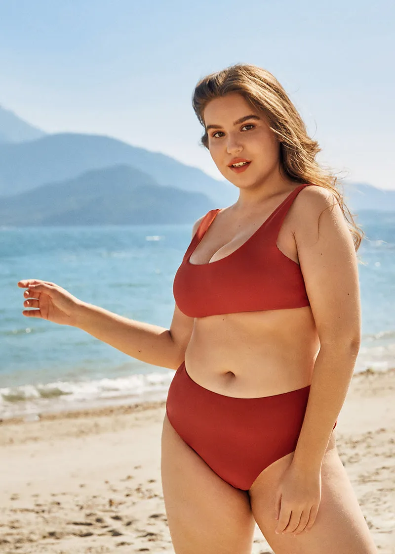 SQUARE-NECK BIKINI SETS
