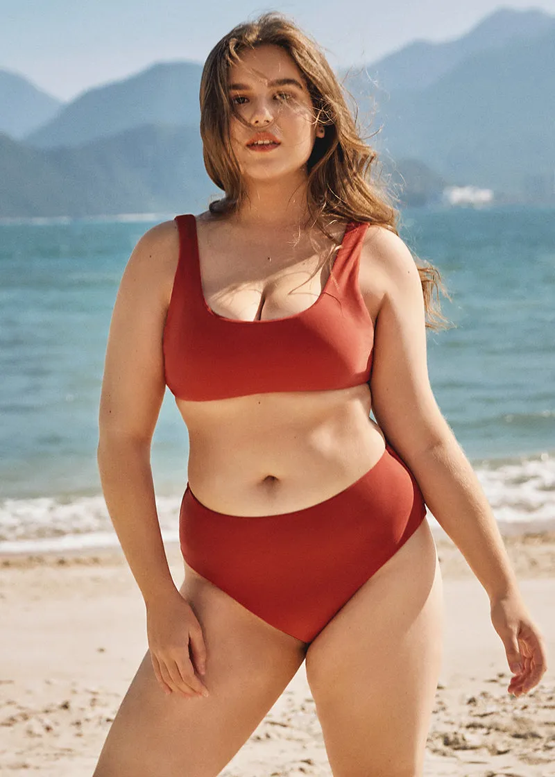 SQUARE-NECK BIKINI SETS