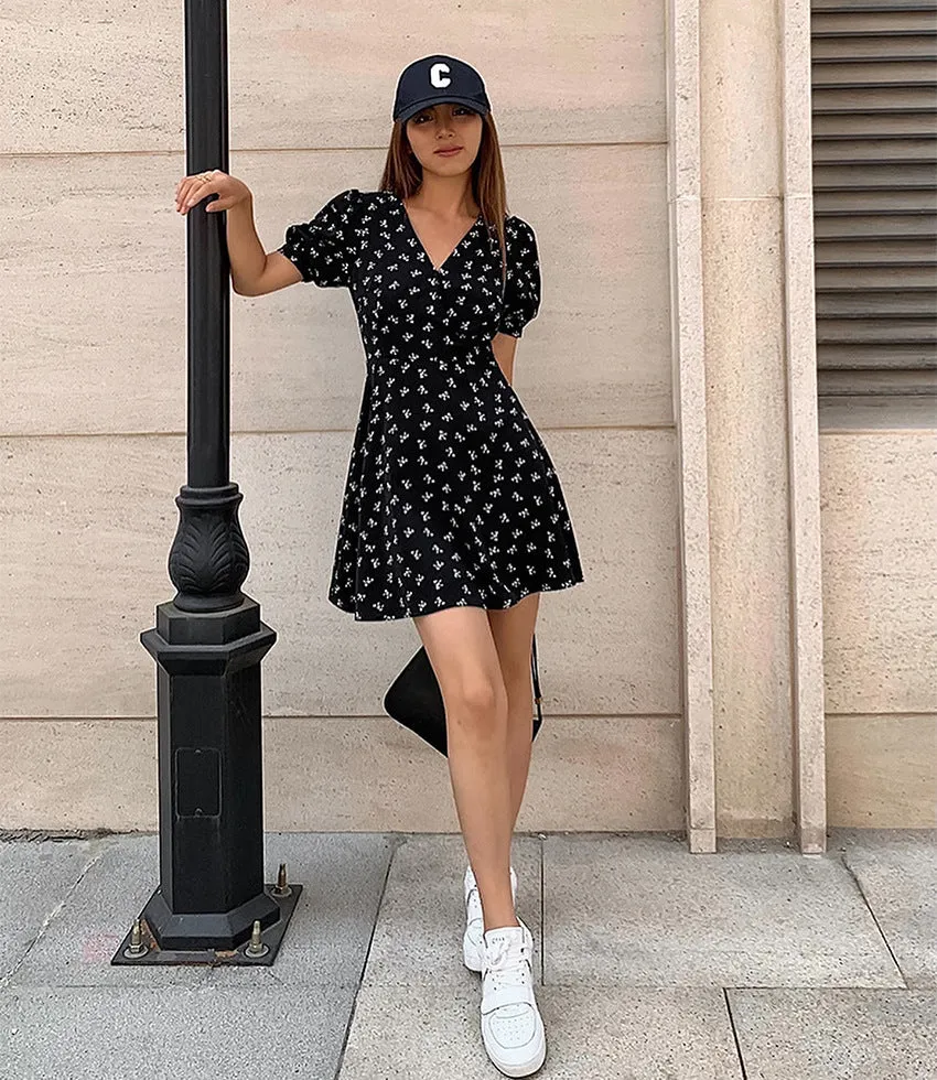 Temperament Floral Short-Sleeved Slit V-Neck A-Line Dress Wholesale Dresses