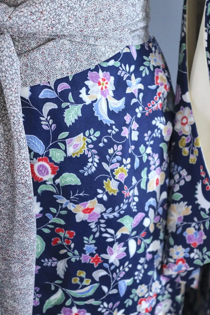 Vintage Blue & Purple Floral Print Silk Kimono Robe