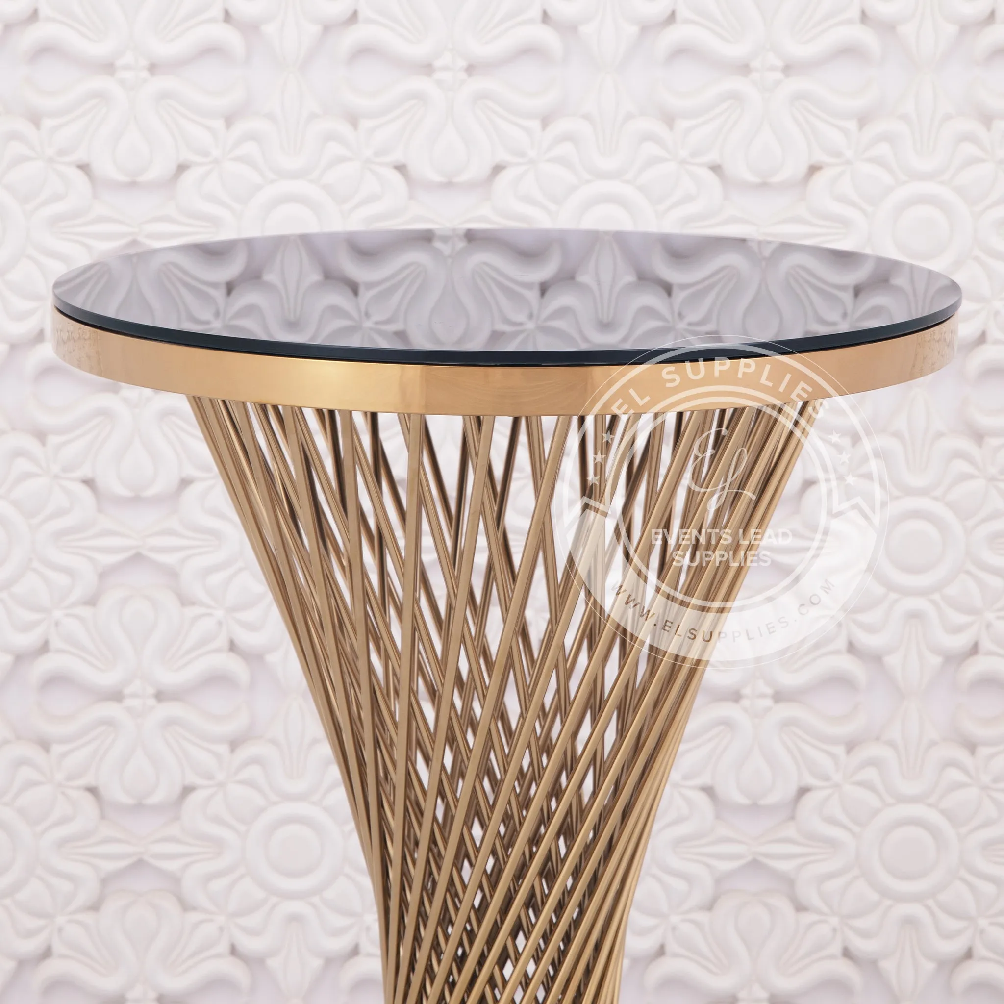 VORAGE Cocktail Table